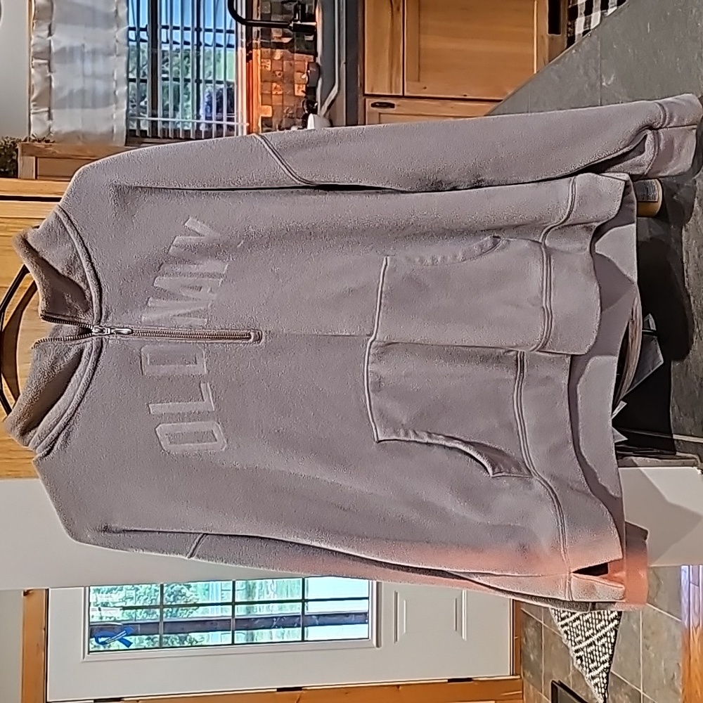 Womans old navy quarter zip